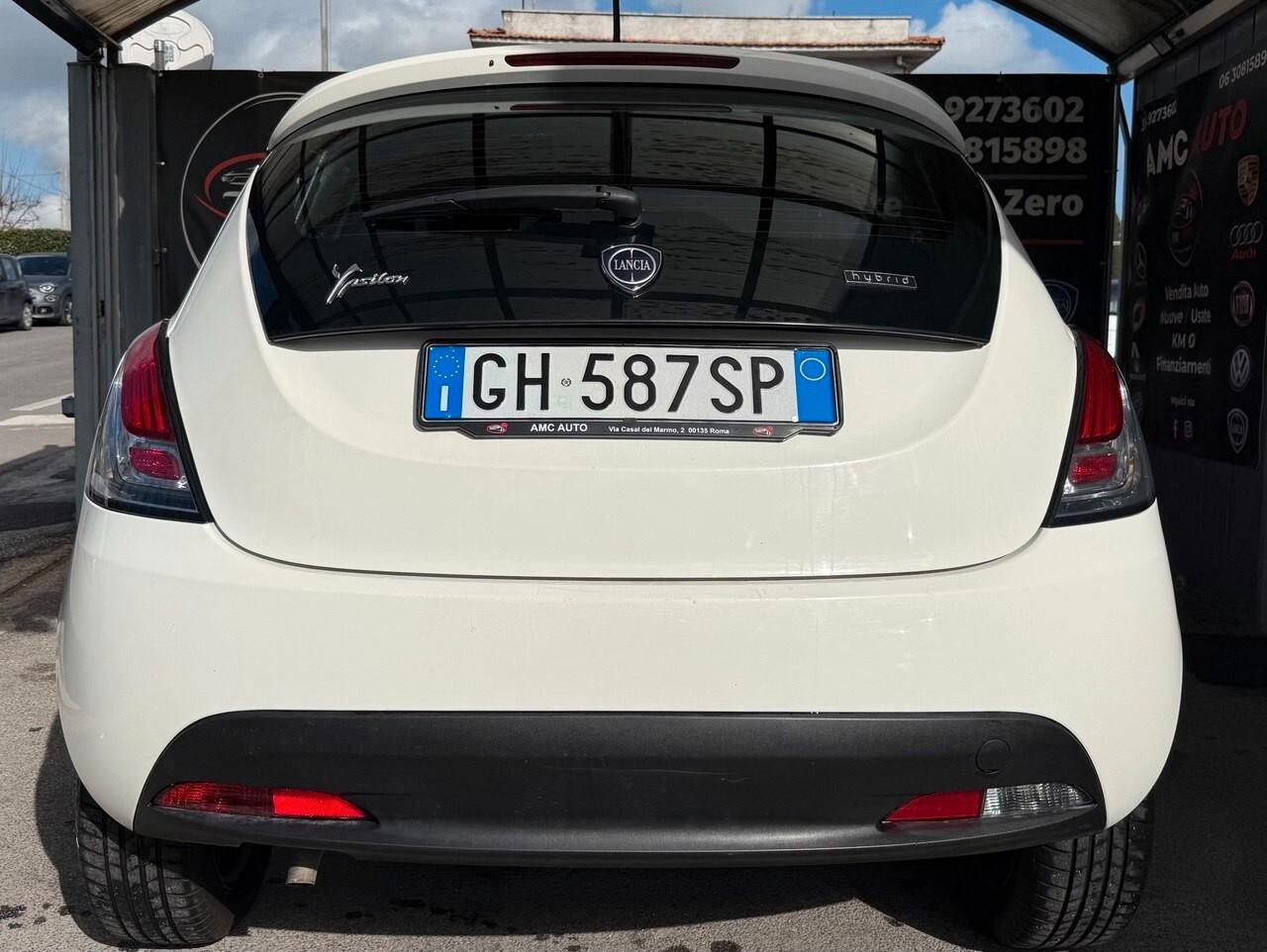 Lancia Ypsilon 1.0 FireFly 5 porte S&S Hybrid Ecochic Silver - AZIENDALE NEOPATENTATI