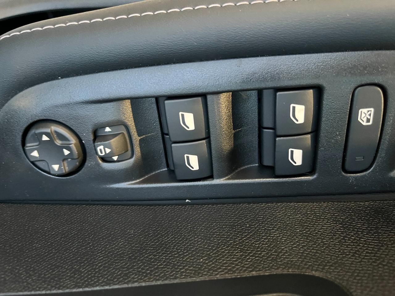 Peugeot 208 PureTech 100 Stop&Start 5 porte Allure Km0