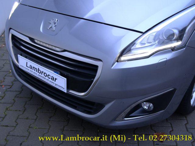 PEUGEOT 5008 1.6 HDi 115CV Allure 7 Posti