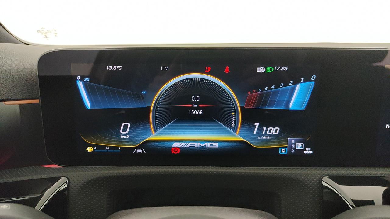 Mercedes-Benz Classe A 35 AMG Race Edition Sedan 4matic auto