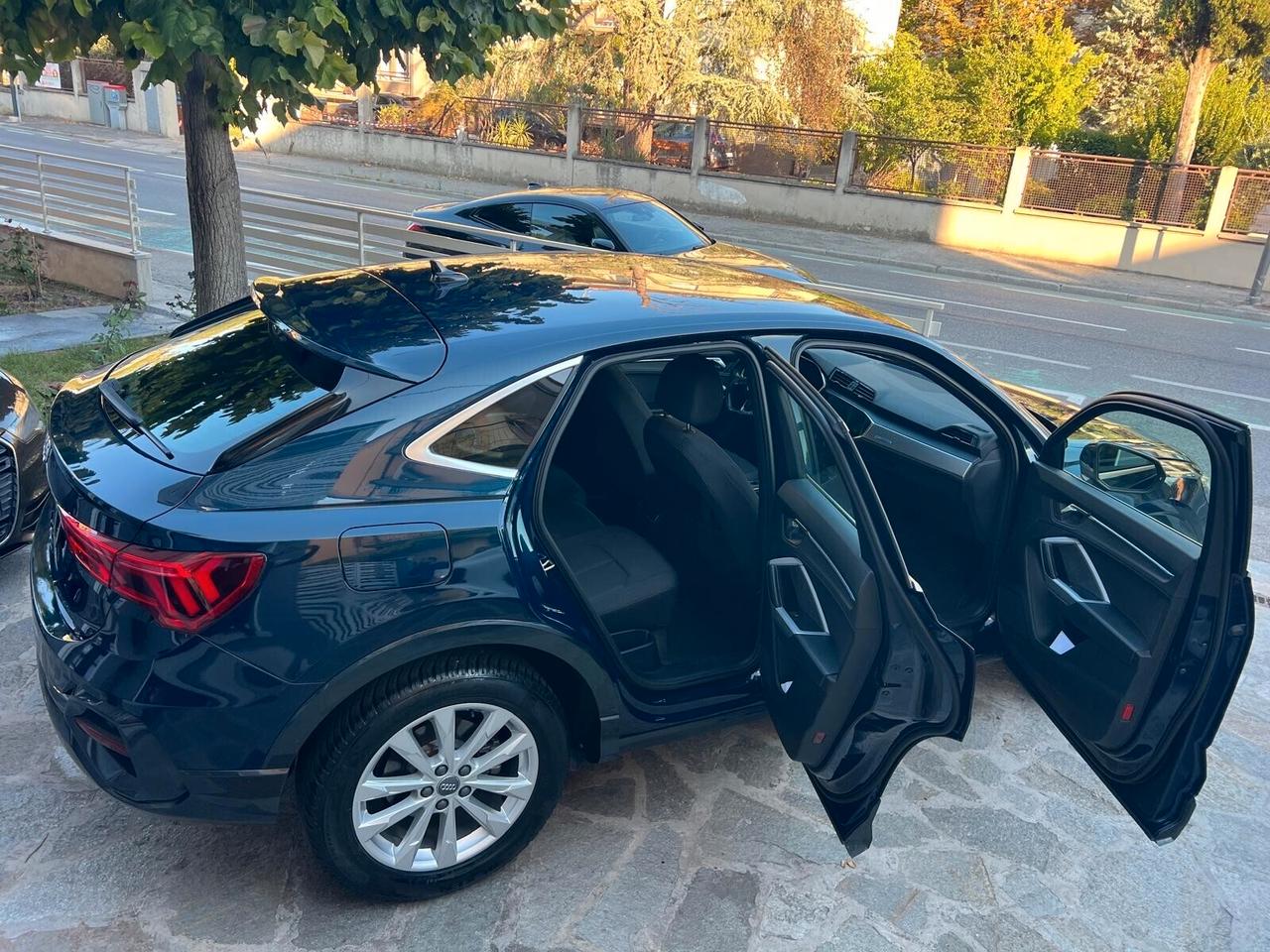 AUDI Q3 SPB 35 TDI S-TRONIC
