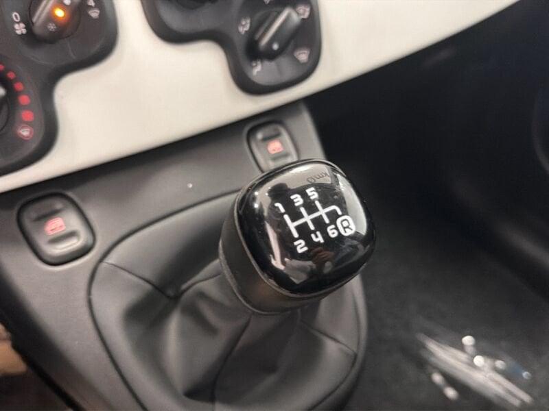 FIAT Pandina 1.0 65cv Hybrid Cross