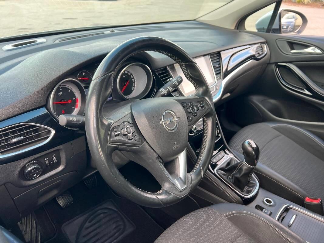 Opel Astra 1.6 cdti Innovation s&s 110cv