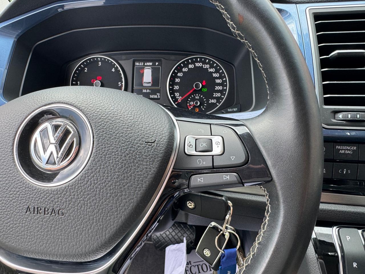 Volkswagen Multivan T6 BULLI SIX - WEBASTO FULL