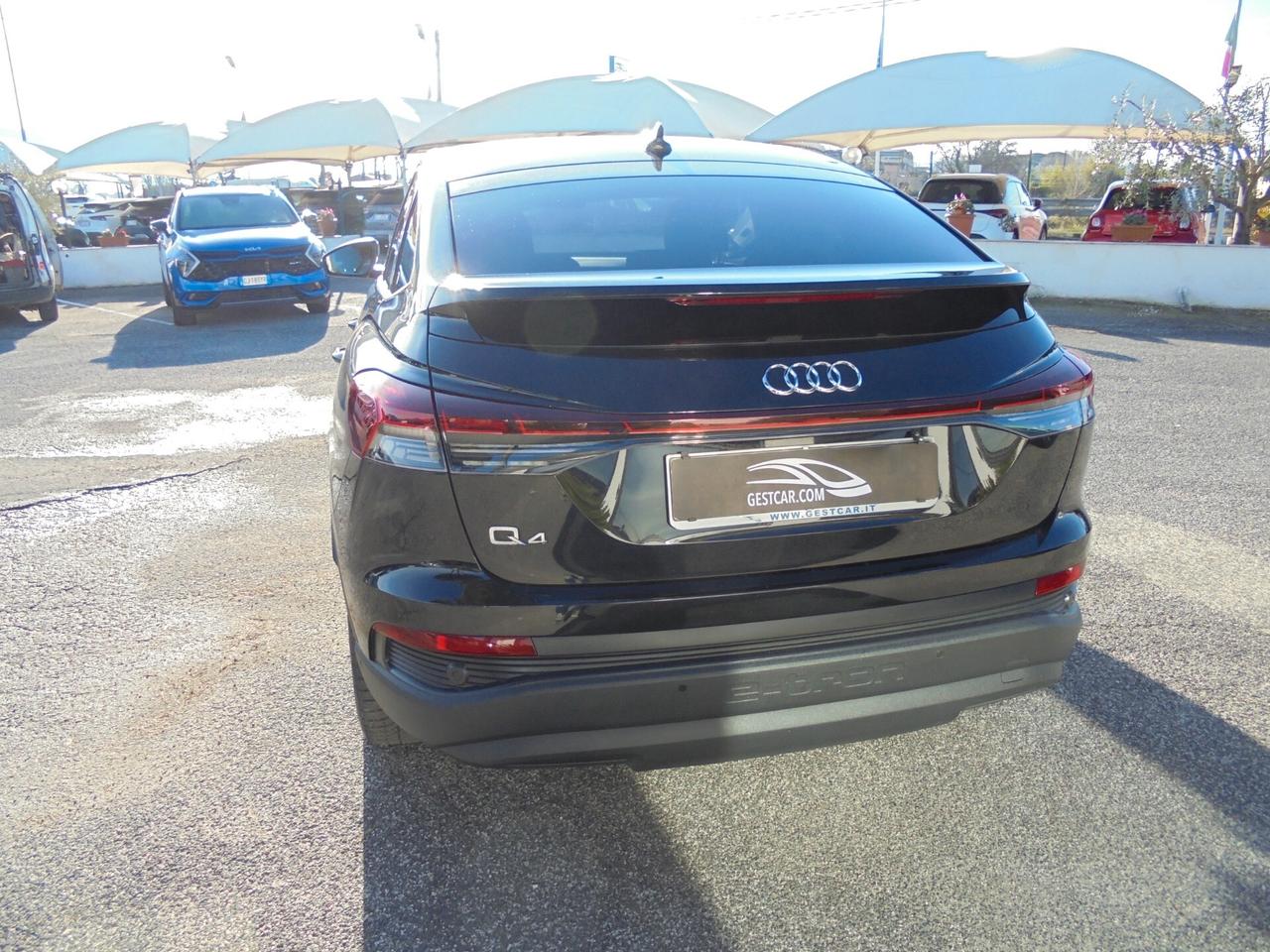 Audi Q4 40 e-tron Business