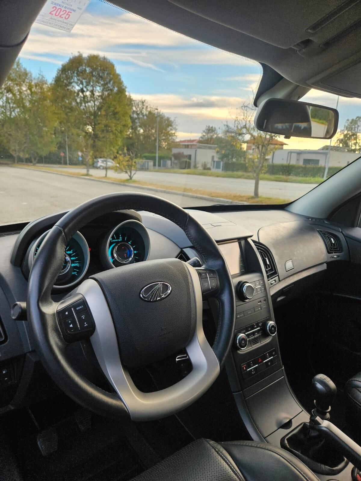 Mahindra XUV500 TRAZIONE INTEGRALE