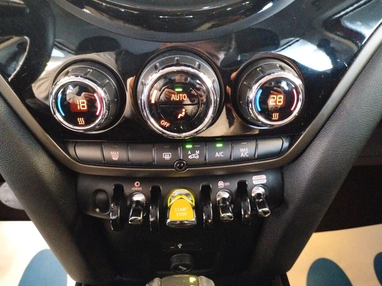 MINI Cooper SE Countryman 1.5 Business all4 auto