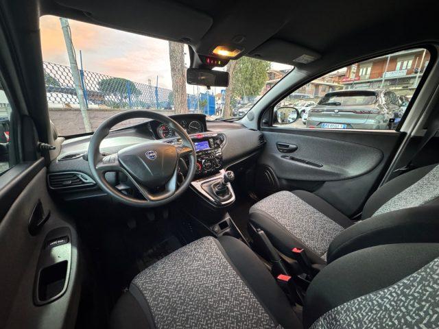 LANCIA Ypsilon 1.0 FireFly 5 porte S&S Hybrid *OK NEOPATENTATI*