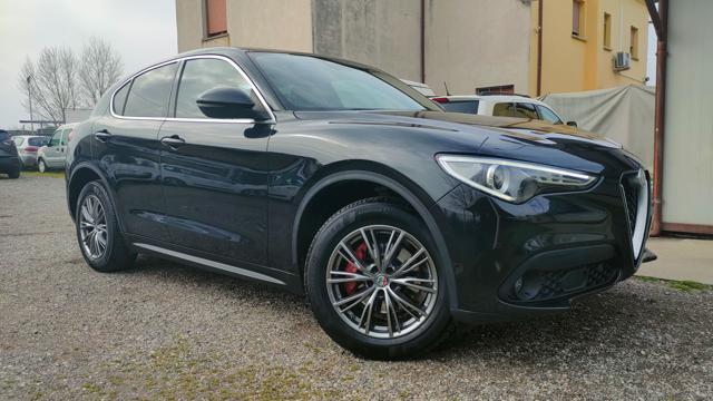 ALFA ROMEO Stelvio 2.2 Turbodiesel 210 CV AT8 Q4 Executive Gancio