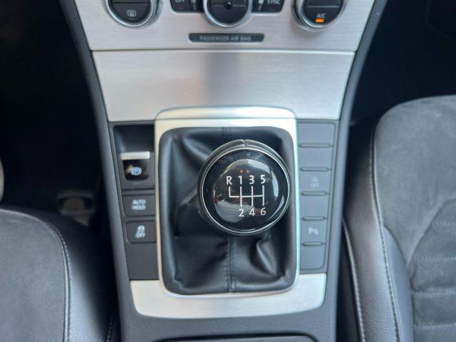 VOLKSWAGEN Passat Var. 2.0 TDI Highline BlueM.Tech.