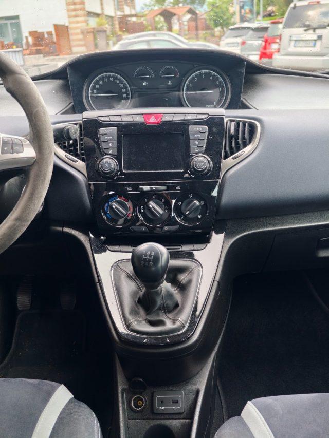LANCIA Ypsilon 1.2 69 CV 5 porte Mya