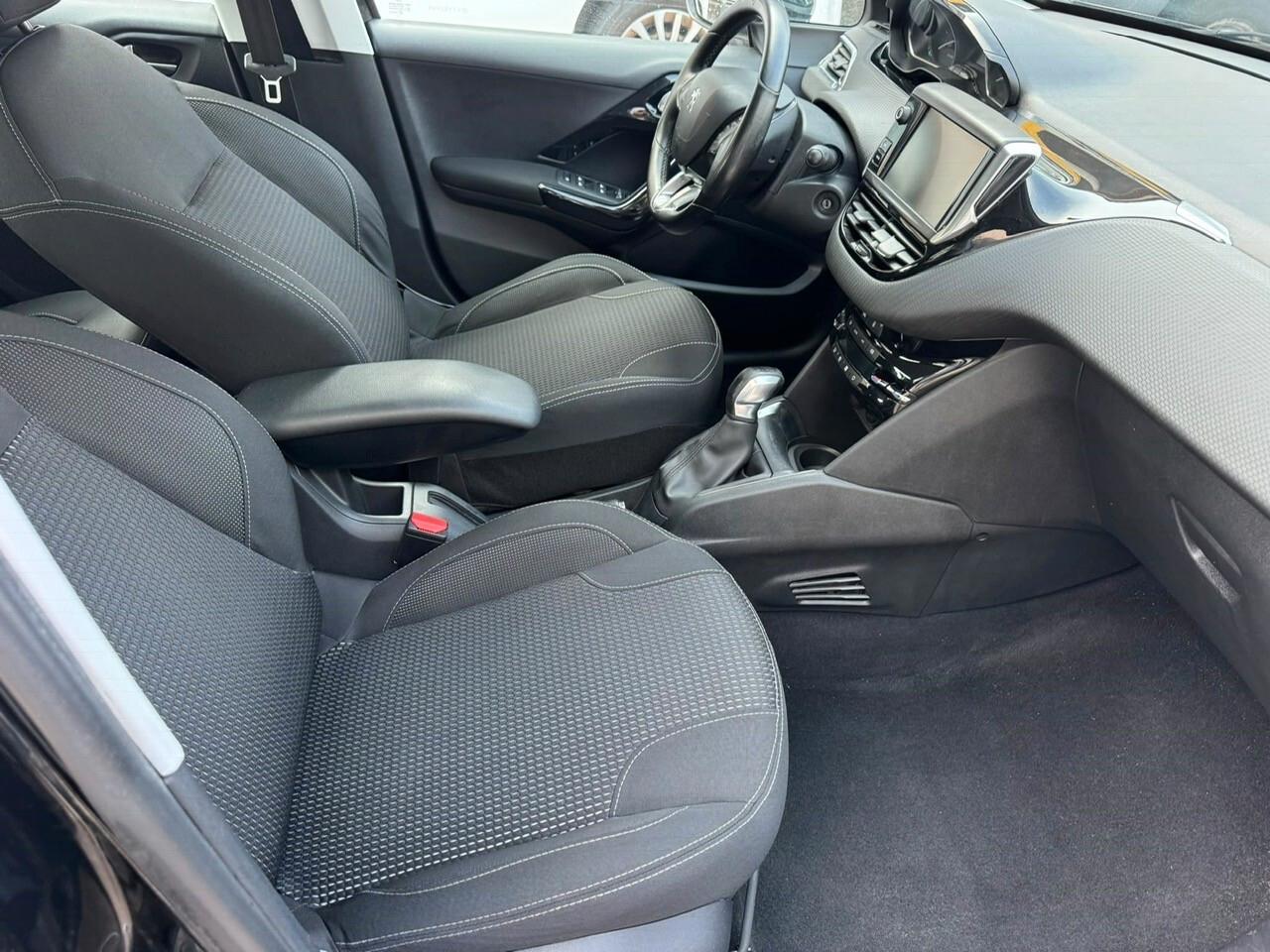 Peugeot 208 BlueHDi 75 5 porte Allure*EURO6*NEOPATENTATI