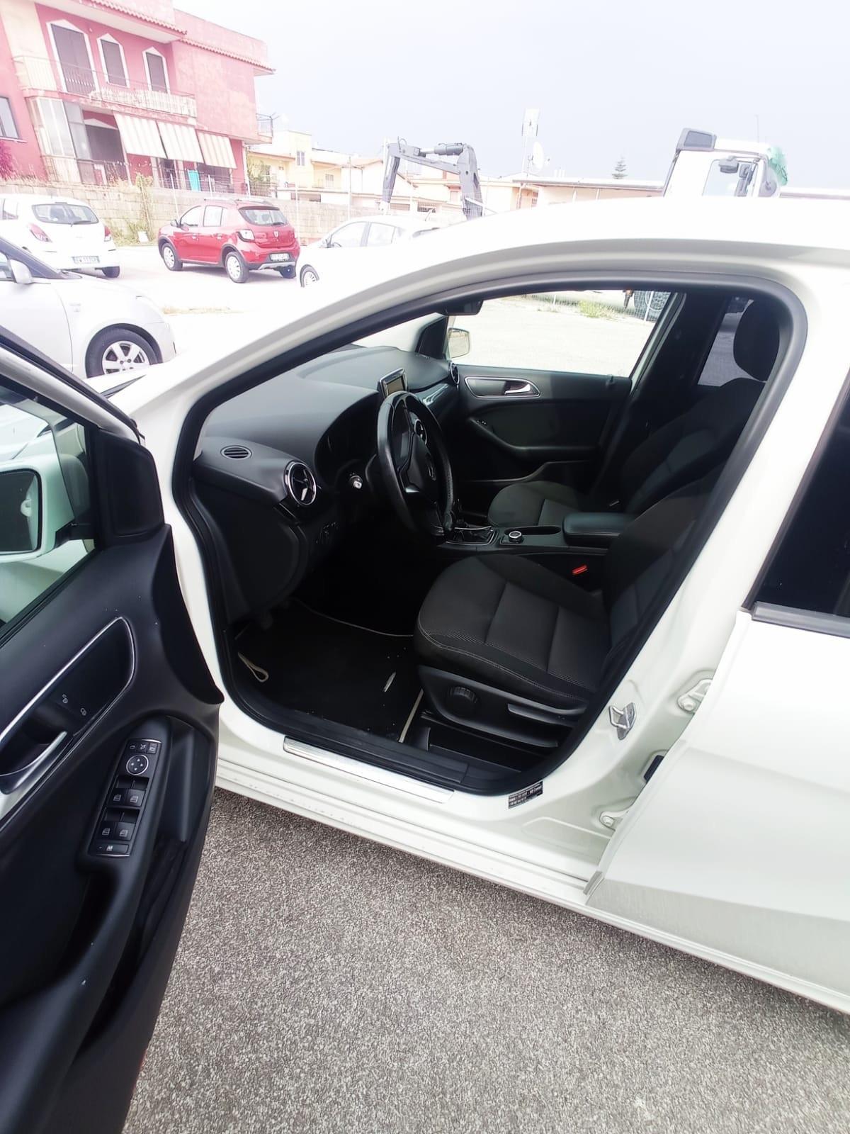 Mercedes-benz B 180 B 180 CDI Premium