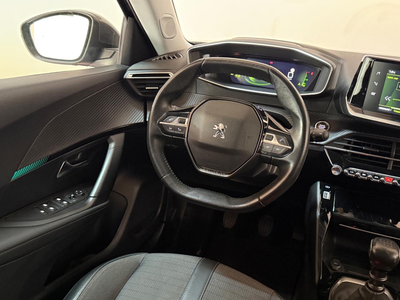 Peugeot 2008 BlueHDi 110 S&S Allure Pack