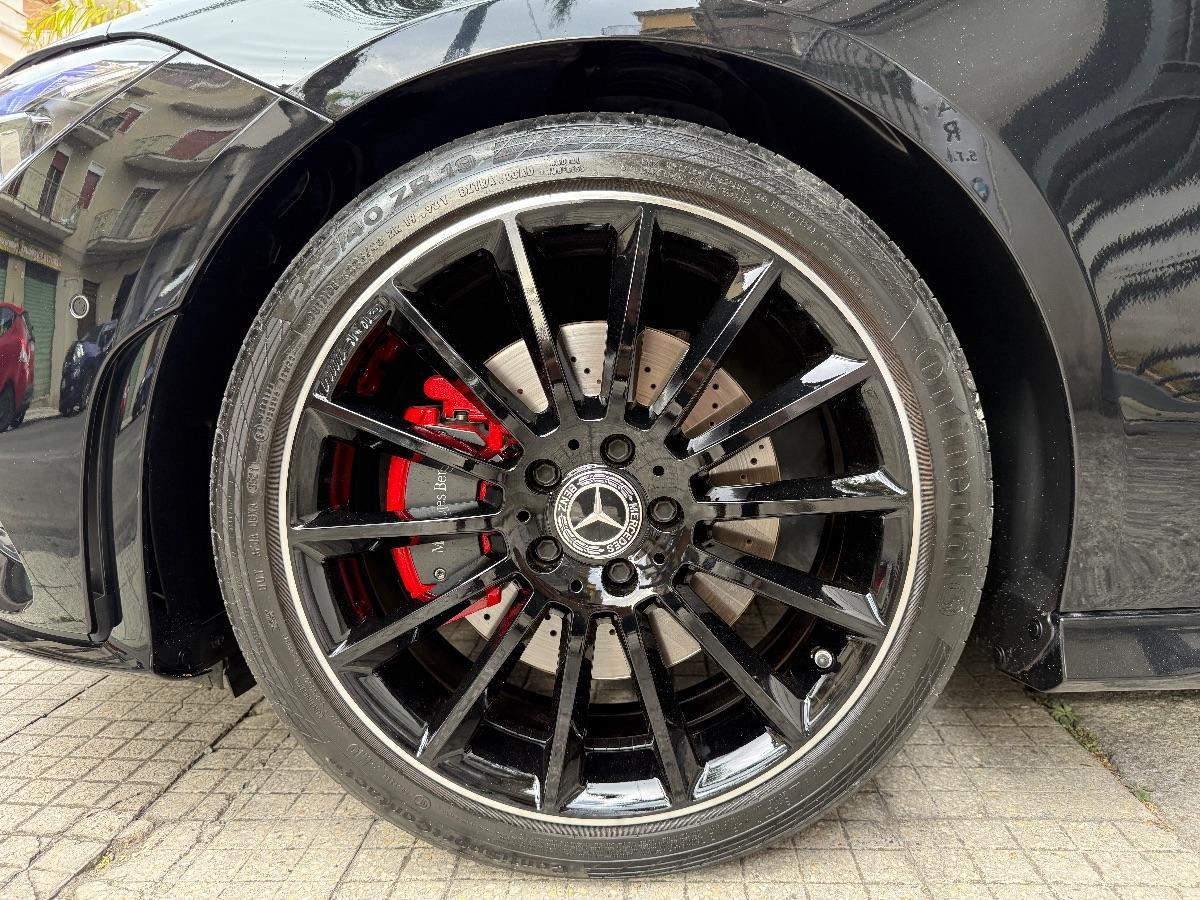 Mercedes CLA 200d Premium AMG Night Edition 150CV