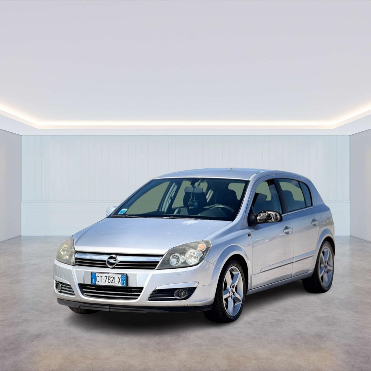 Opel Astra 1.7 CDTI Neo Patentati