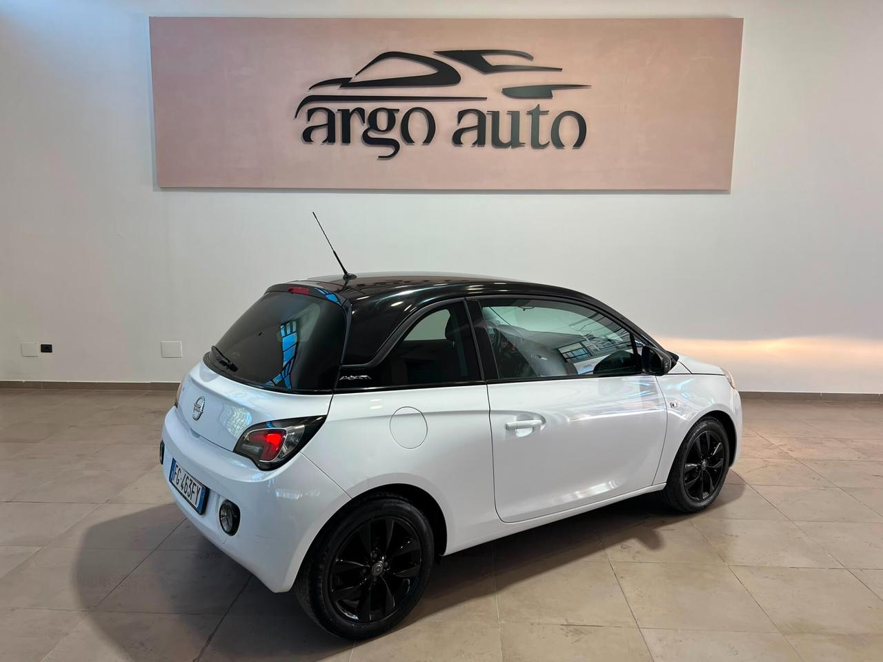 Opel Adam 1.4 87 CV GPL Tech Jam