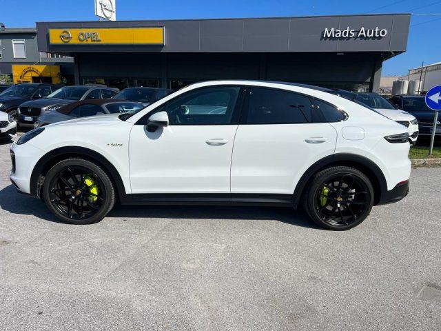 PORSCHE Cayenne Coupé 3.0 V6 E-Hybrid 462 cv