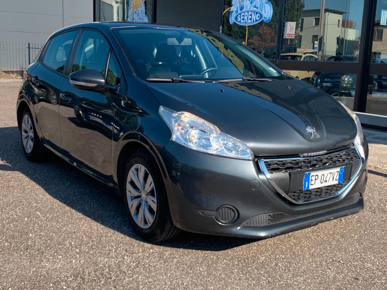 Peugeot 208 1.4 HDi 68 CV 5P 2013 X NEOPATENTATI