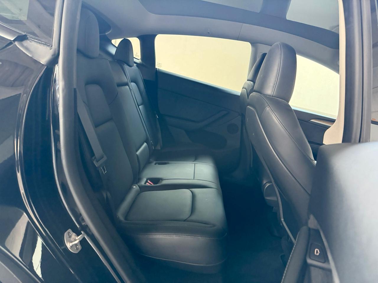 Tesla Model Y Performance AWD