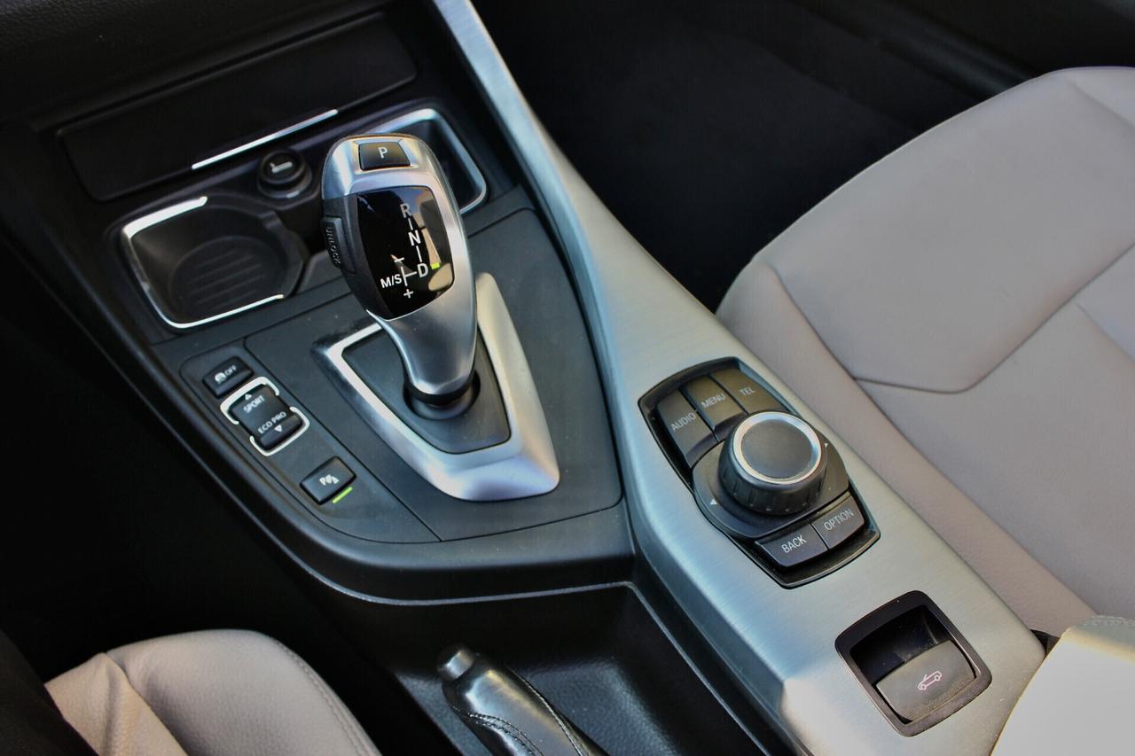 Bmw 220 d CABRIO LUXURY STEPTRONIC SPORT SENSORI ANT/POST