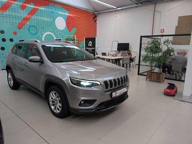 Jeep Cherokee 2.2 Longitude