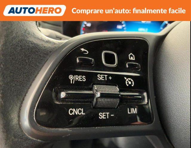 MERCEDES-BENZ A 180 d Automatic Business