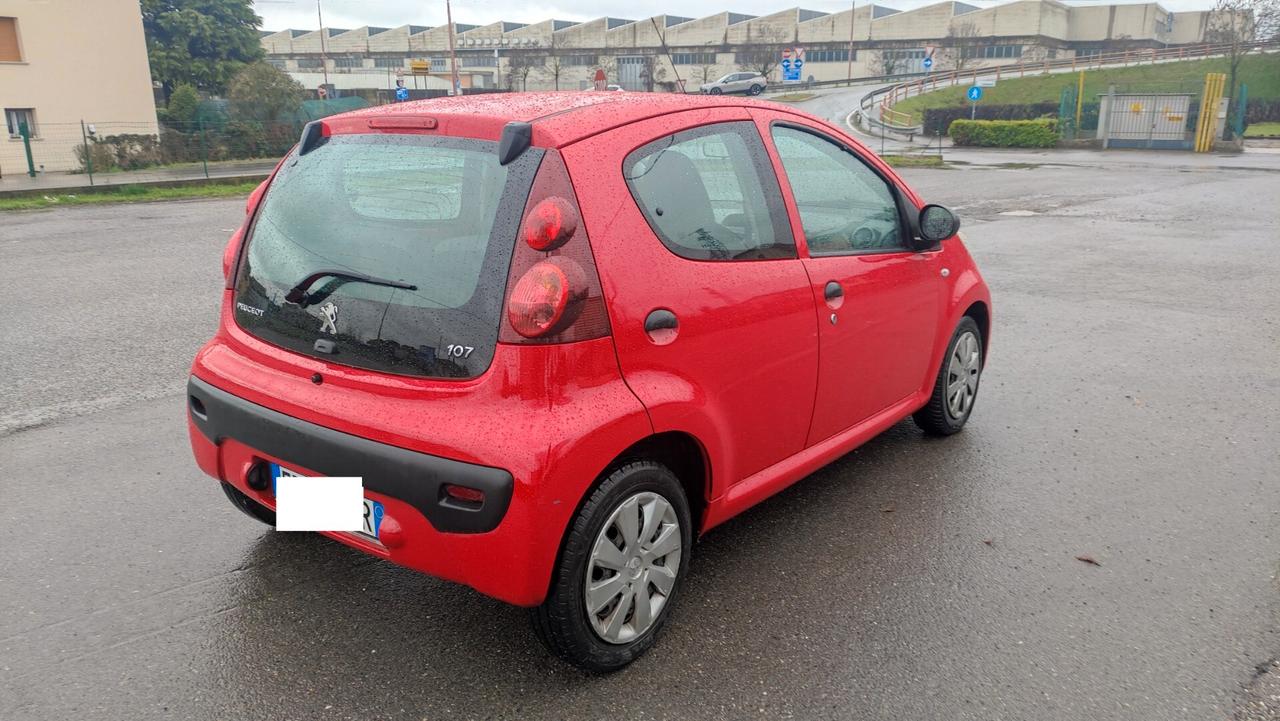 Peugeot 107 1.0 68CV 5p. NEOPATENTATI - 2012