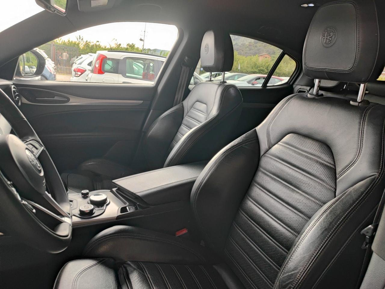 Alfa Romeo Stelvio 2.2 Turbodiesel 210 CV AT8 Q4 Super