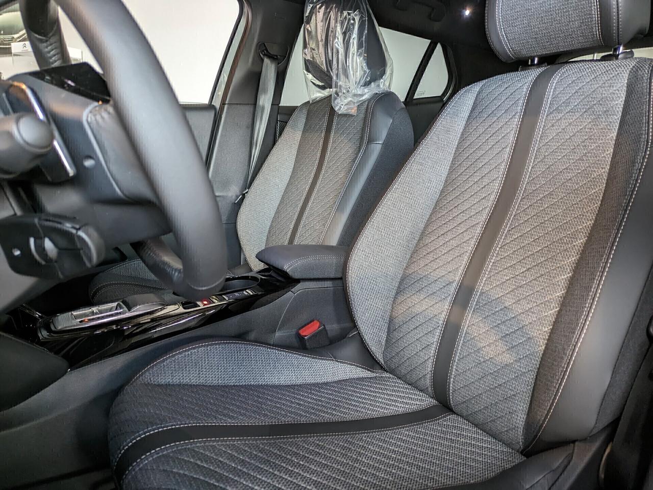 Peugeot 2008 Hybrid 145 e-DCS6 Allure