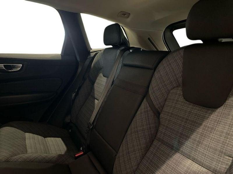 Volvo XC60 2.0 b4 Core auto