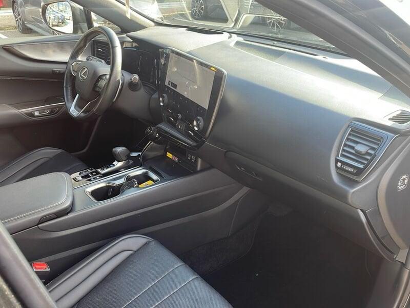 Lexus NX NX Plug-in 4WD F-Sport