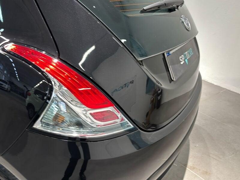 Lancia Ypsilon Ypsilon 1.0 FireFly 5 porte S&S Hybrid