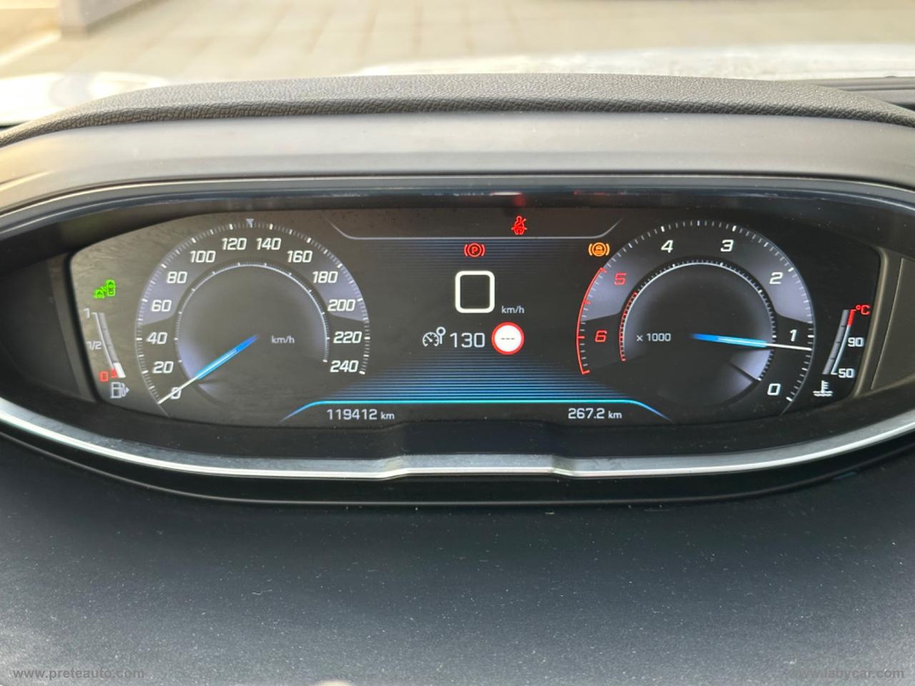 PEUGEOT 5008 BlueHDi 130 S&S Crossway