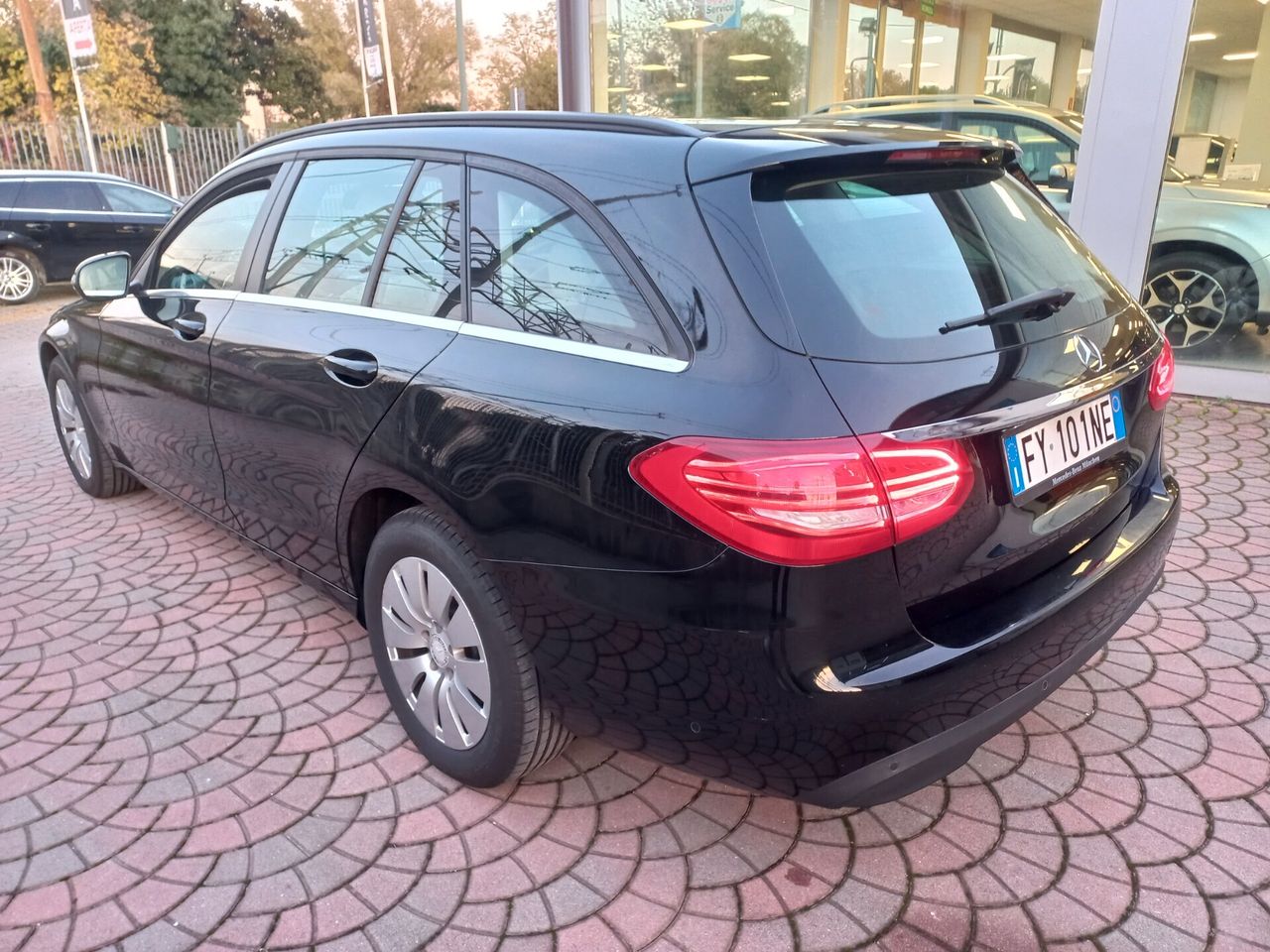 Mercedes-Benz C-Class 2016 photo 5
