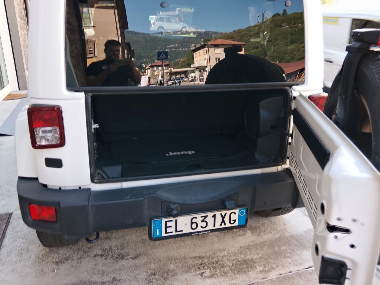 Jeep Wrangler Sahara 2.8 CRD DPF