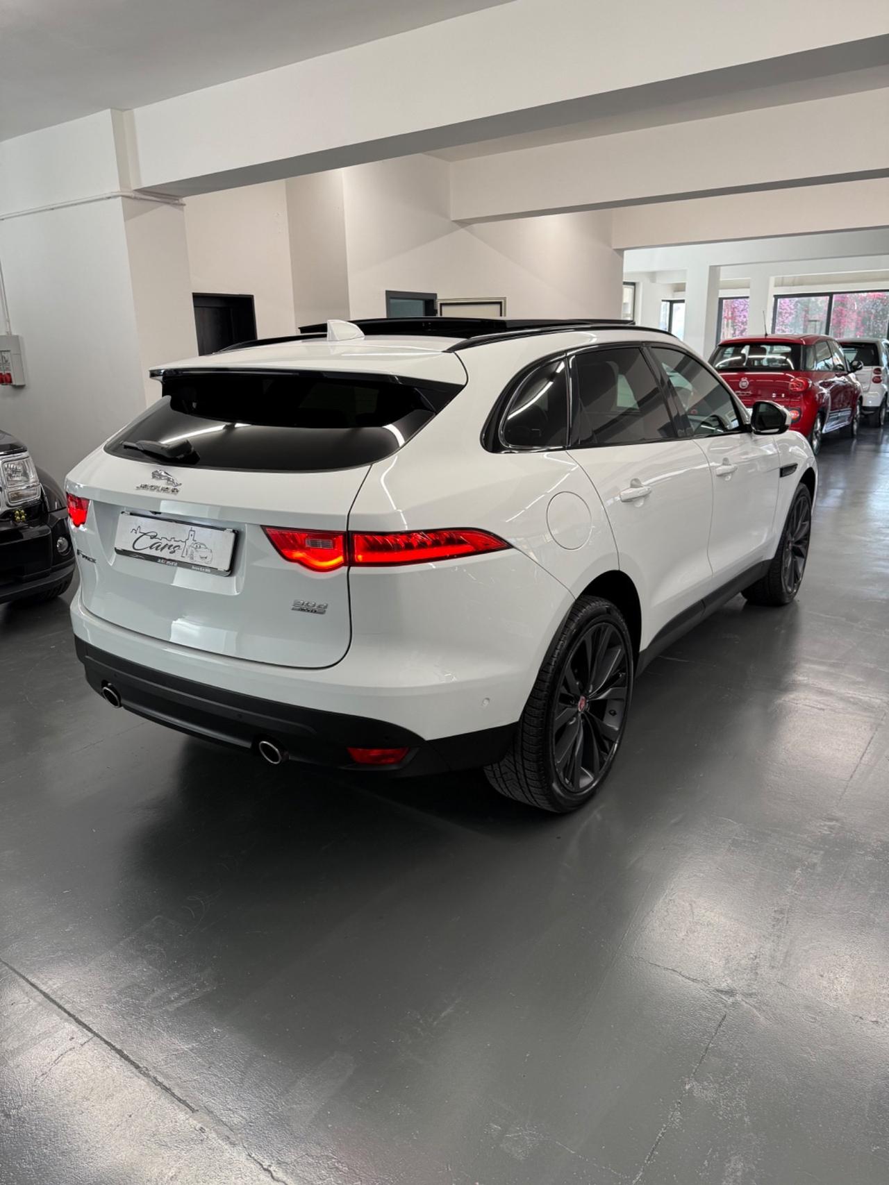 Jaguar F-Pace 3.0 D V6 300 CV AWD aut. Portfolio