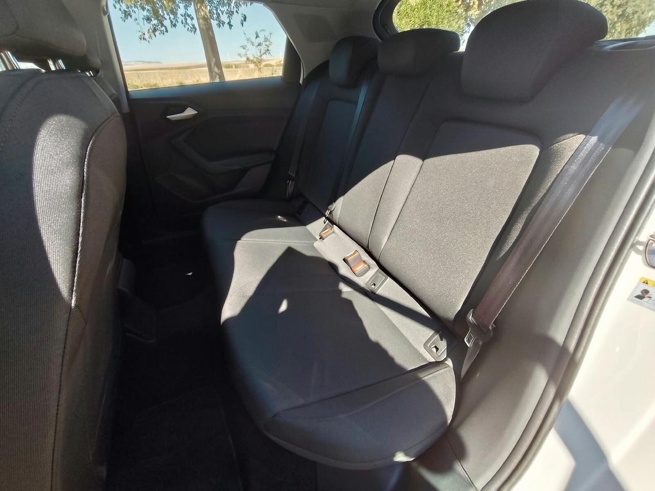 Audi A1 allstreet 25 TFSI Business