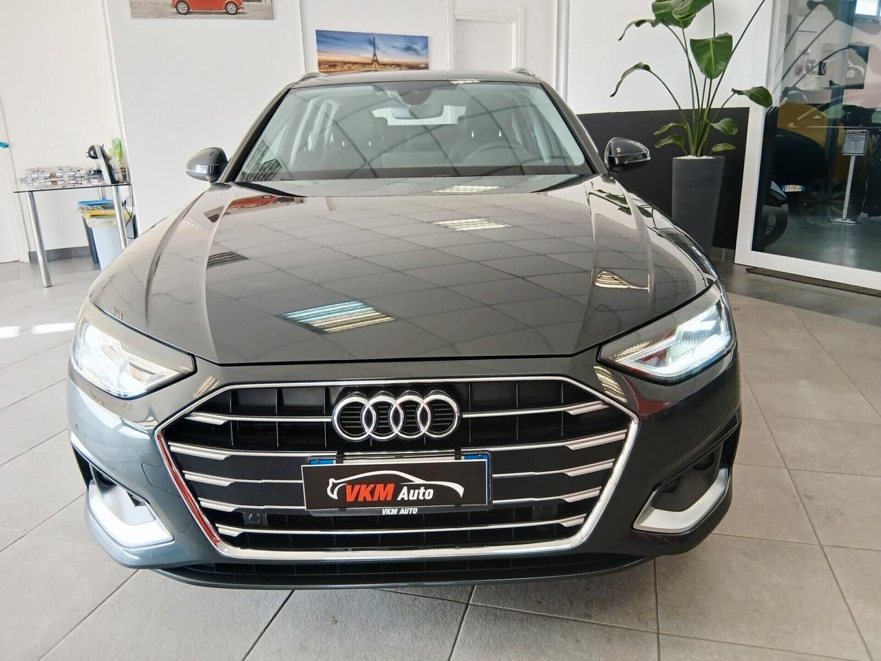 Audi A4 Avant 35 - 2.0 TDI/163 CV S tronic Business Advanced