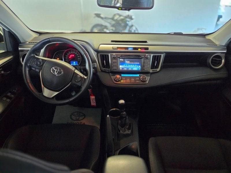 Toyota RAV4 4ª serie 2.0 D-4D 2WD Active