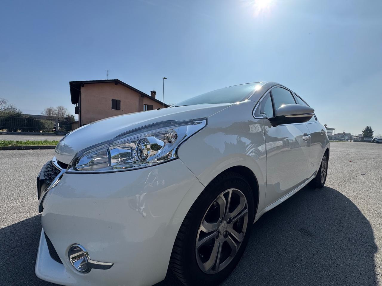 Peugeot 208 1.4 HDi 68 CV 5 porte Active