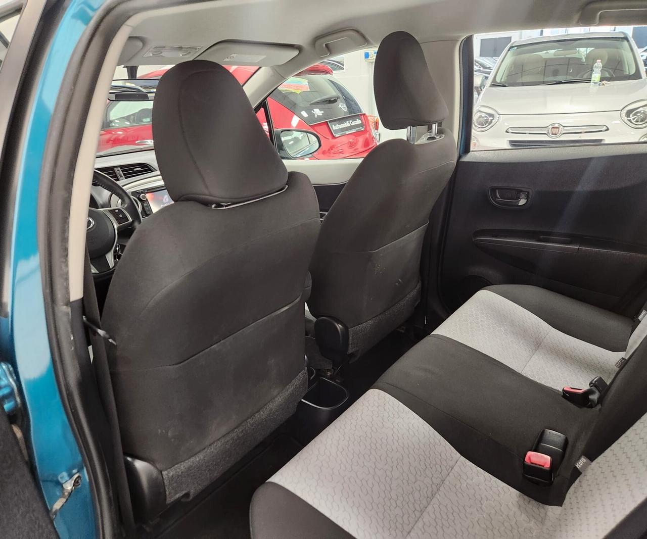Toyota Yaris 1.3 5 porte Lounge