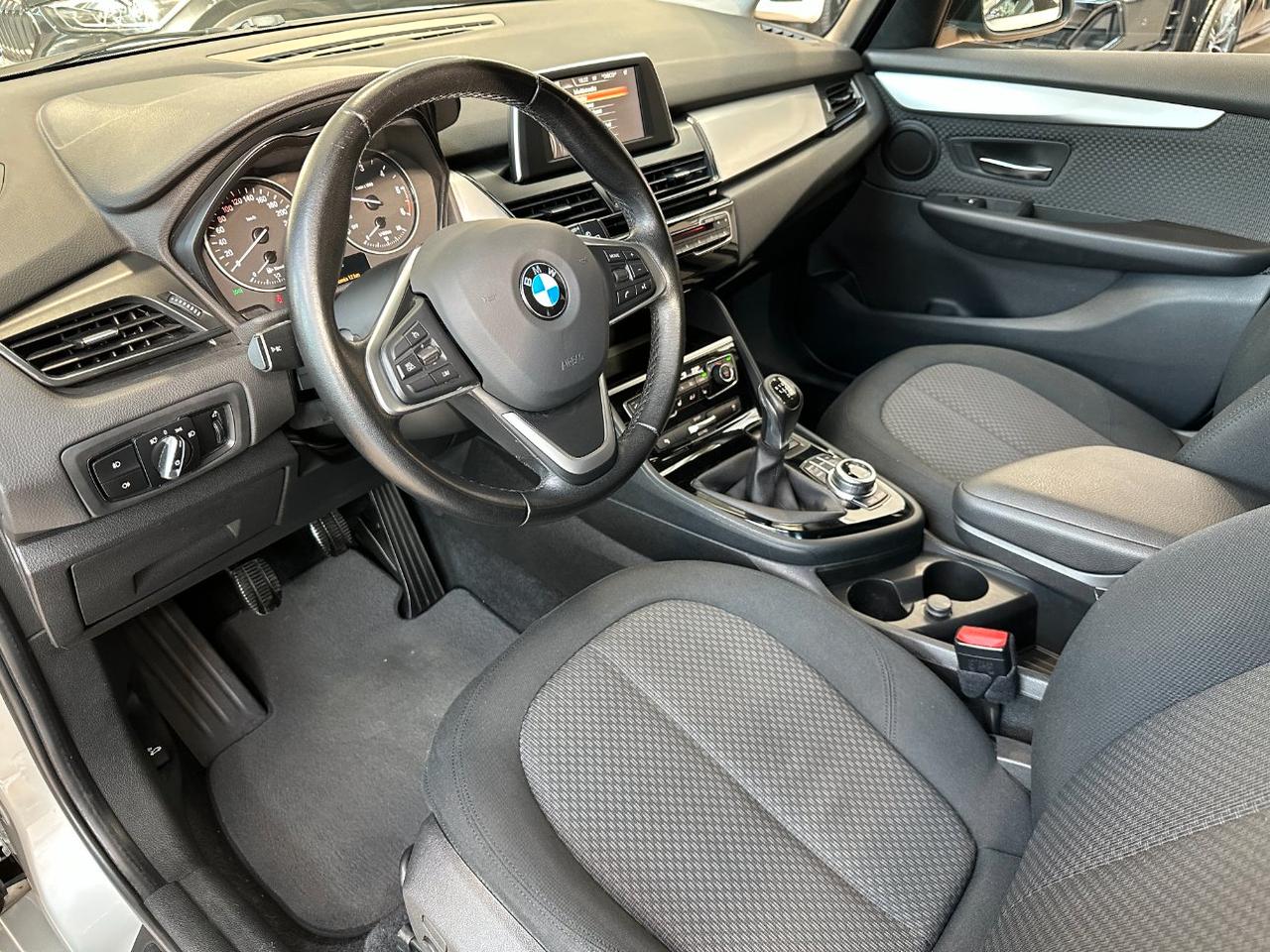 BMW 216 d Active Tourer Advantage - LED - Navi - Sedili Risc