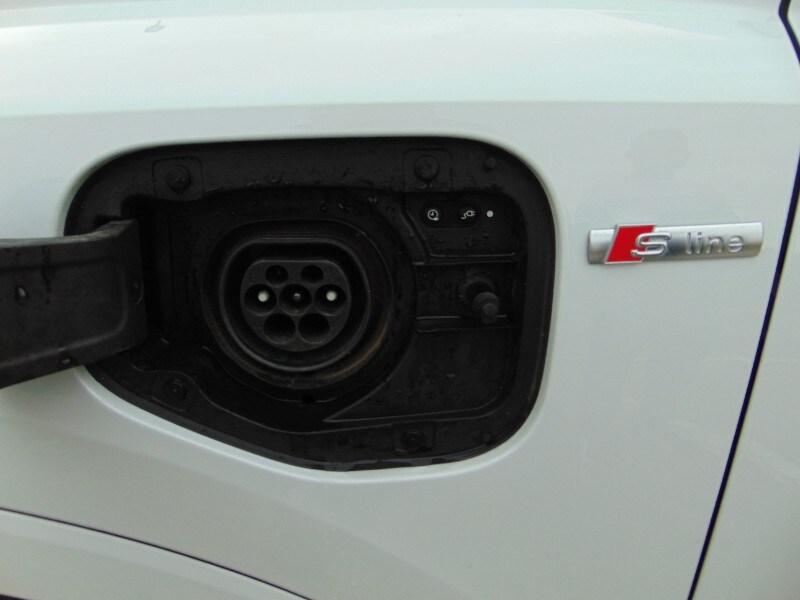 AUDI Q3 2ª serie Q3 45 TFSI e S tronic S line ...