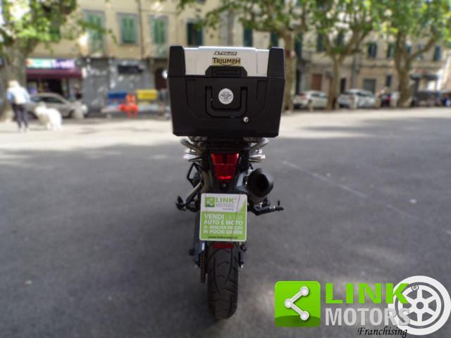 TRIUMPH Tiger 800 XC