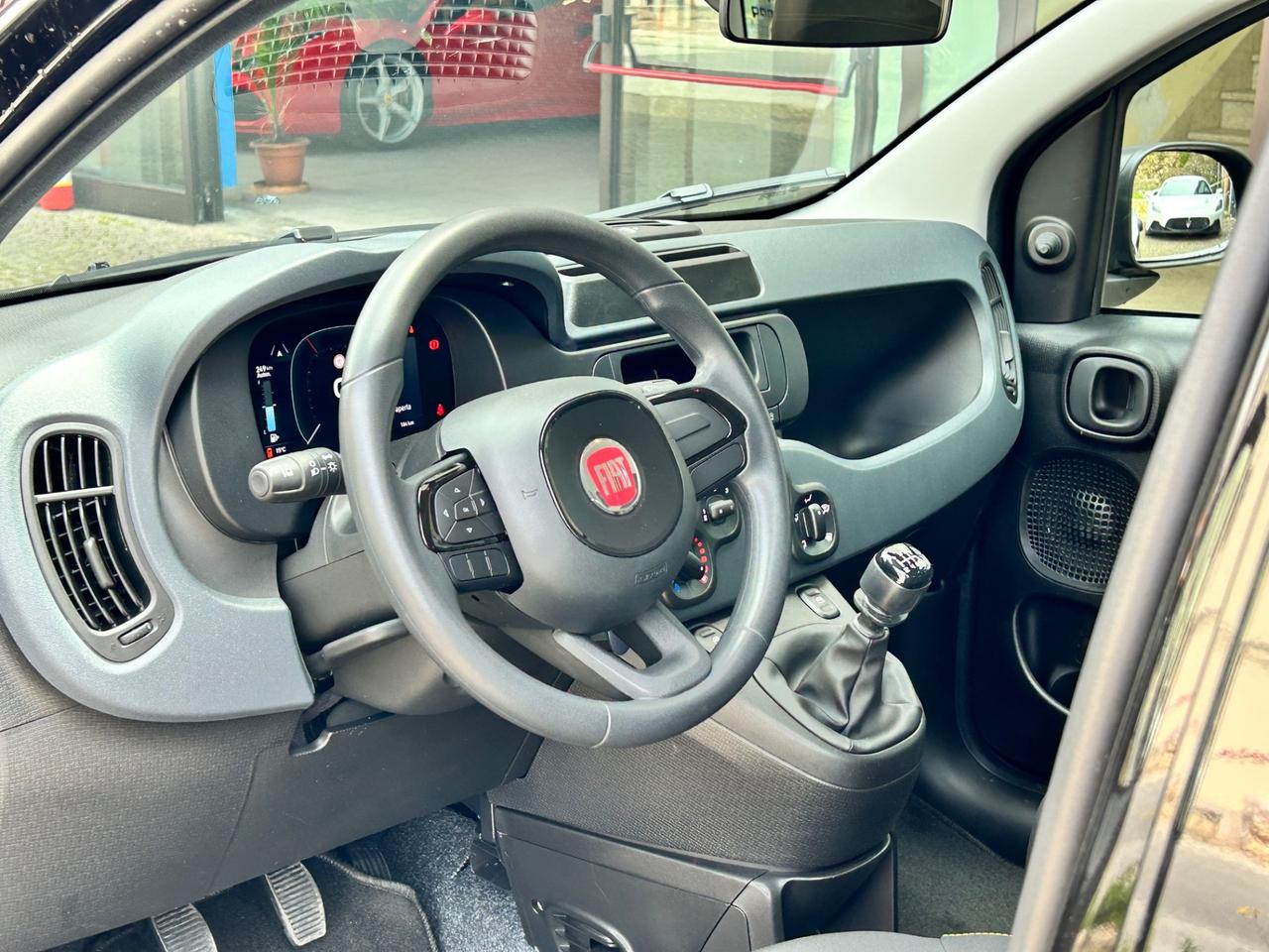 Fiat Panda 1.0 FireFly S&S Hybrid Pandina