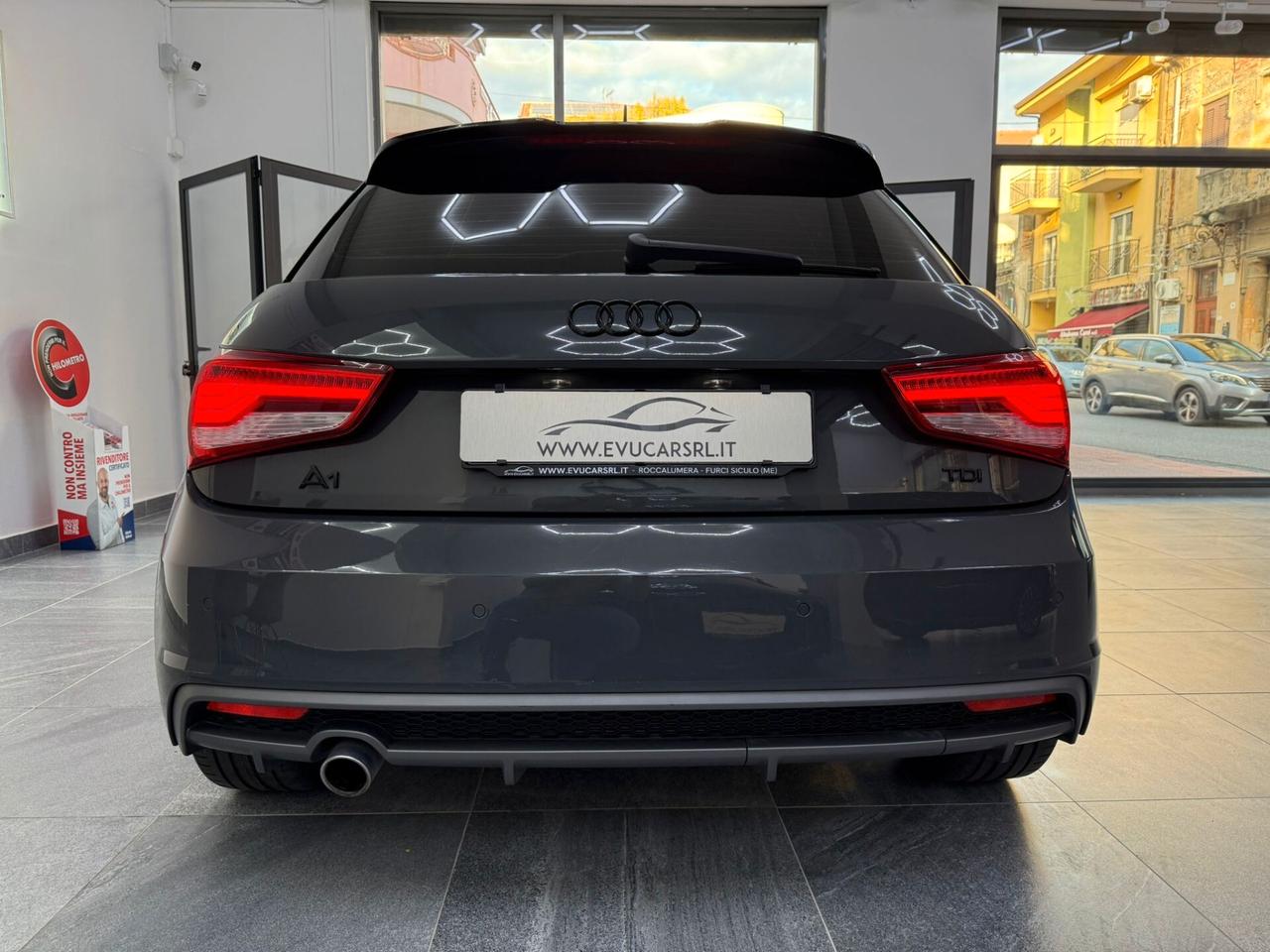 Audi A1 1.6 TDI 116 CV S tronic Sline Edition