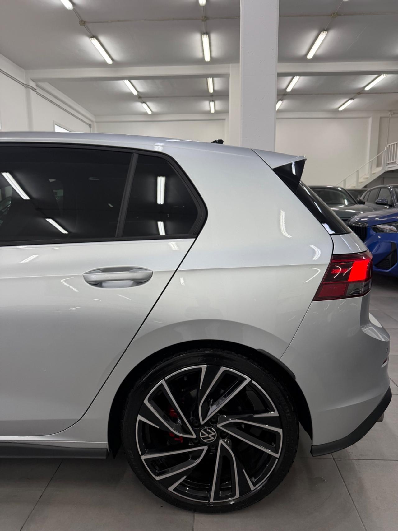 VW GOLF 8 2.0 200 Cv DSG GTD FINANZIABILE