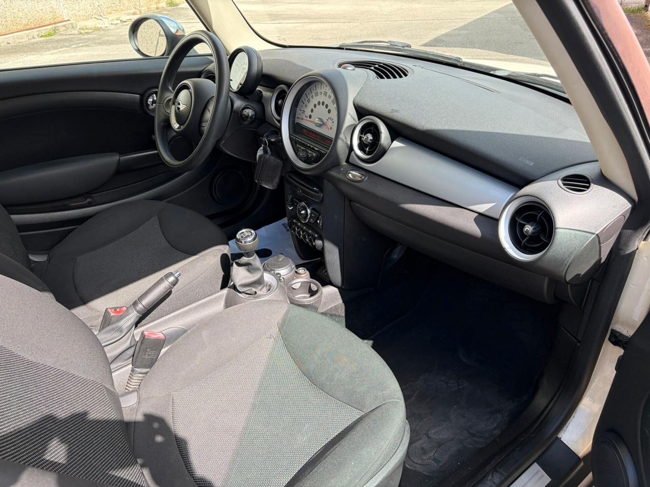 MINI 1.6 16V ONE 104.000 KM "OK NEOPATENTATI"