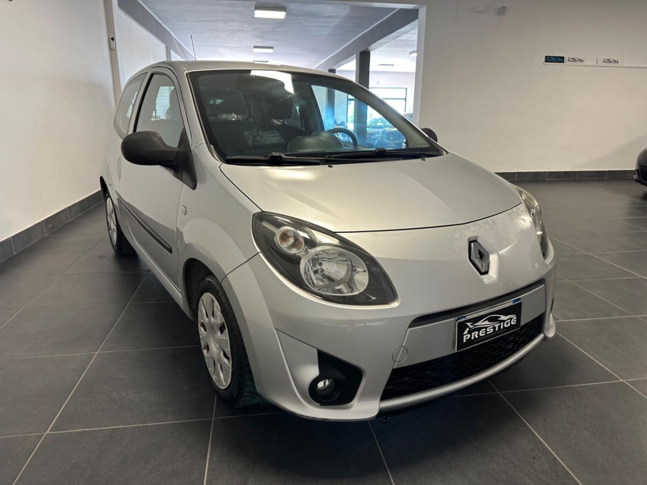 RENAULT TWINGO 1.2 NEOPATENTATI 60CV